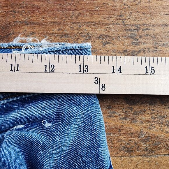 Abercrombie & Fitch "The Ankle Straight Ultra High Rise" Size 26/2 - Picture 5 of 15